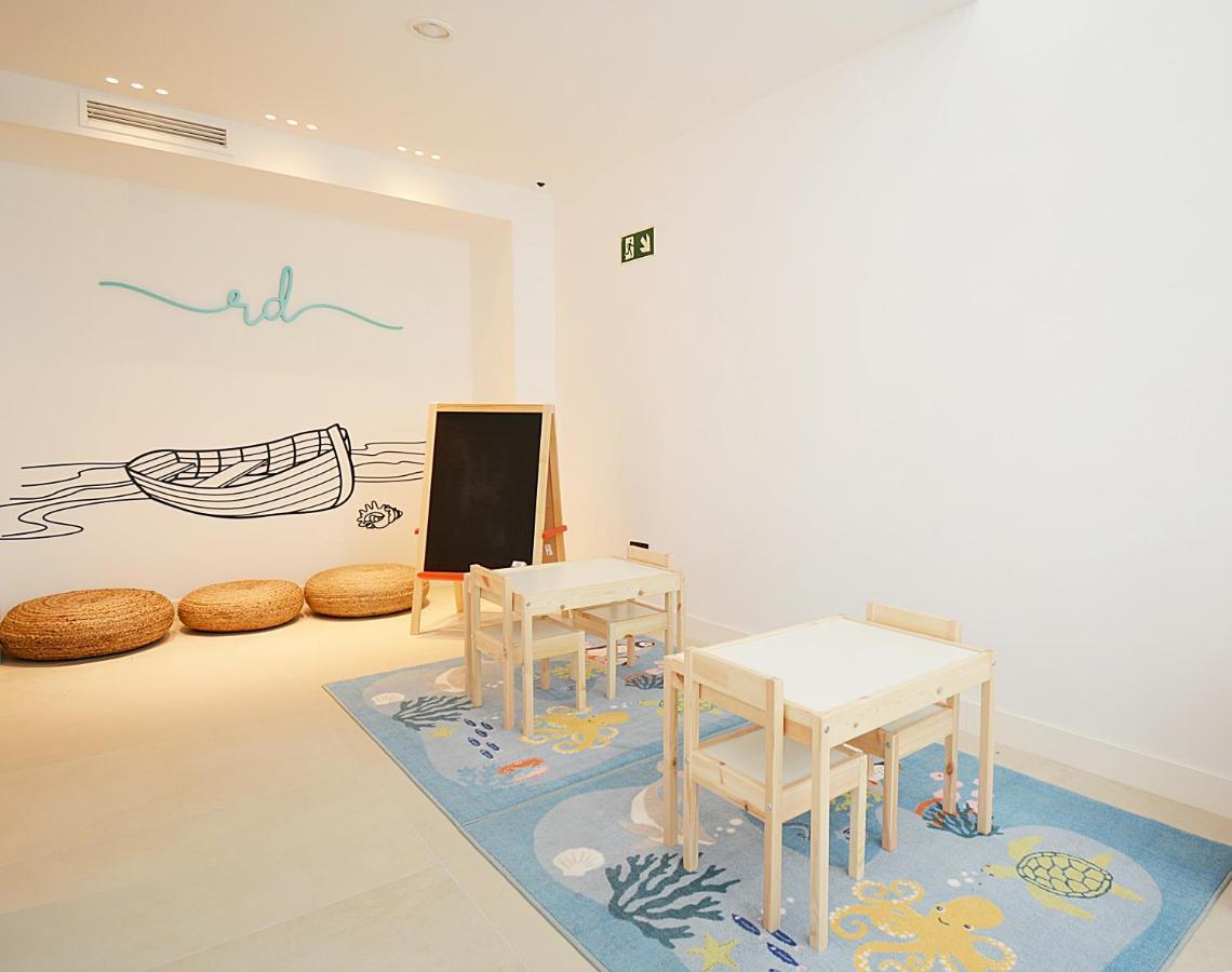 Rd Hotel Apartamento Raxo Luaran gambar